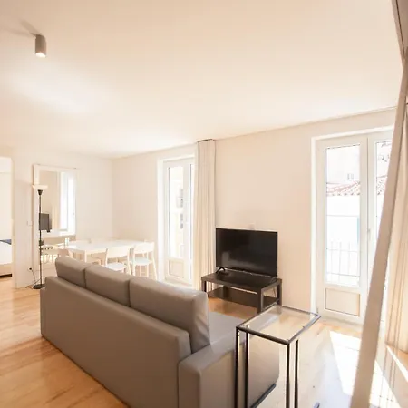 Flh Alegria Elegant Duplex Апартаменты *