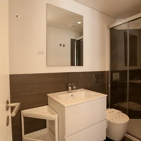 Flh Alegria Elegant Duplex Апартаменты Лиссабон